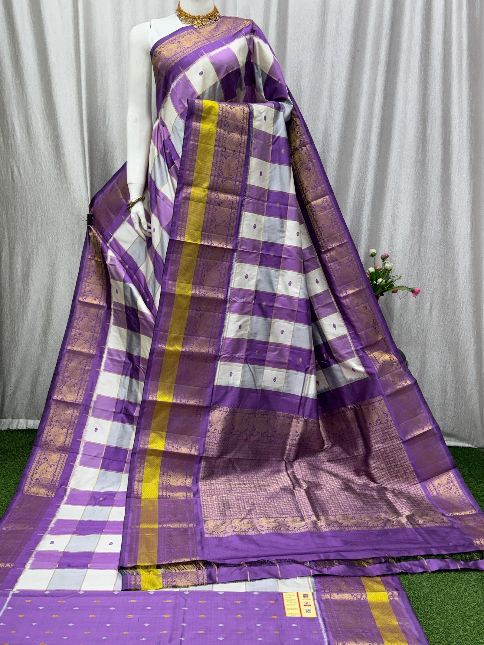 Kanchi Border Ikat - PASKN08-KBRPIBECD-03